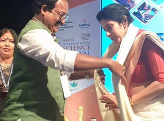 Prof. (Dr.) Neelu Jyoti Ahuja